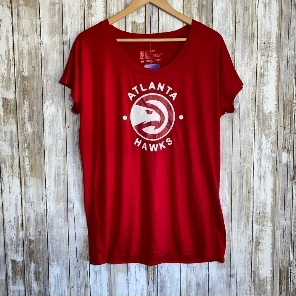 Atlanta Hawks Oversized Tee Women’s Large Red NBA Graphic Shirt NWT